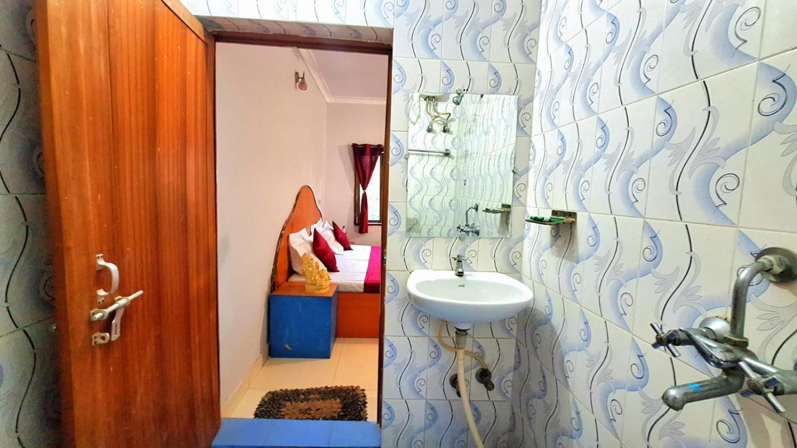 Mohit Paying Guest House Waranasi Zewnętrze zdjęcie